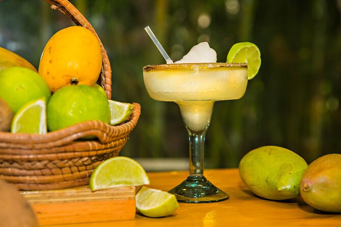 Mexican Lucha Libre Experience in Cozumel, Tacos and Margaritas - The food and drinks: good value, modest expectations