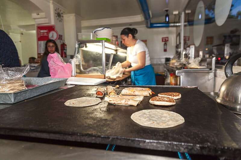 Mexico City: Tacos & Mezcal Night Food Tour - Why this taco tour works as a first night in Mexico City