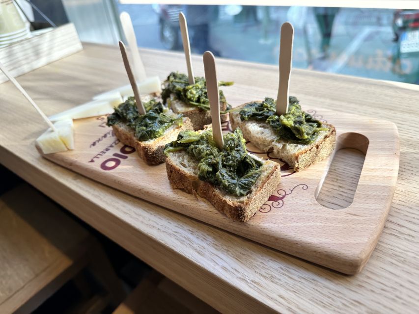 Milan: Gourmet Street Food Tour with Sightseeing and Tasting - Starting at San Maurizio al Monastero Maggiore