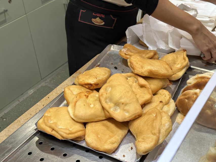 Milan: Guided Street Food Walking Tour with Food Tasting - Cannoncini finish the walk on a sweet note