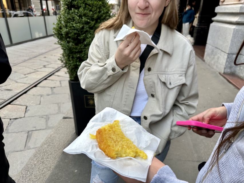 Milan: Guided Street Food Walking Tour with Food Tasting - Why the guides matter