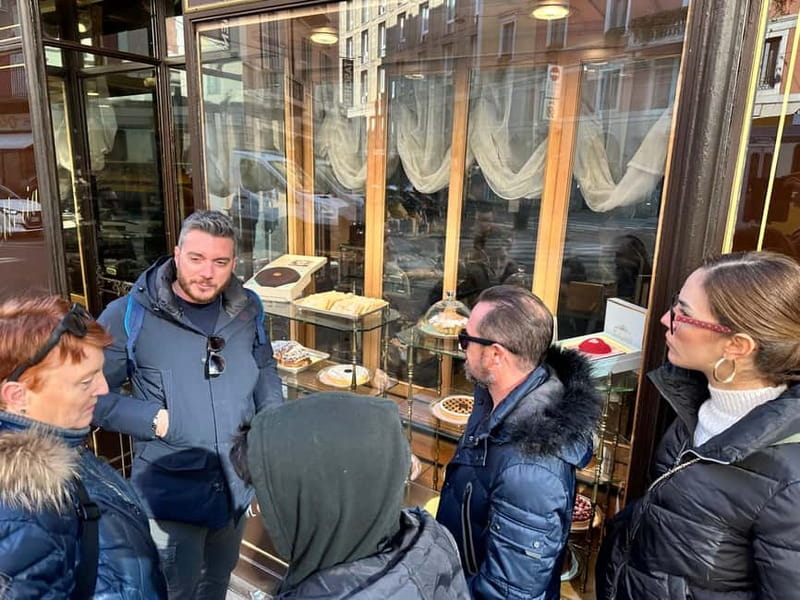 Milan: Street Food Tour with Tastings and Local Guide - Key points at a glance