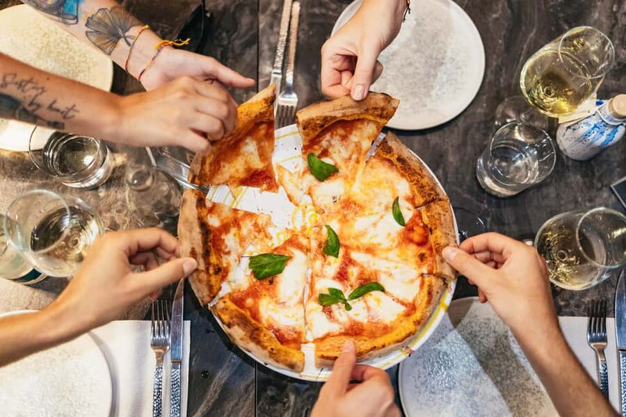 Milan: Street Food Walking Tour - Piazza Sant’Alessandro: a first taste of Milan