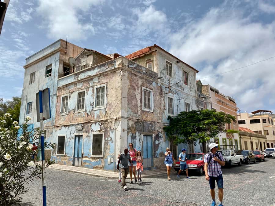 Mindelo: Private Walking Tour with Local Food Tasting - Markets first: fish, fruit, and ordinary Mindelo