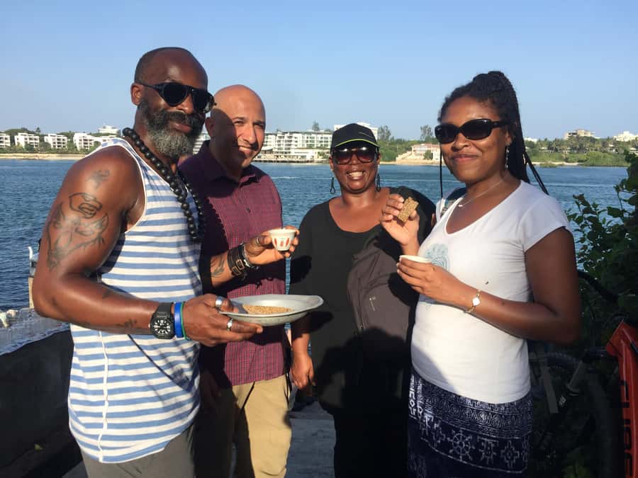 Mombasa: Street Food Tour - Old Town food stops and street scenes