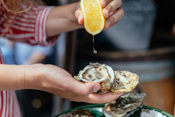 Montmartre Private Food Walking Tour With Locals: The 10 Tastings - Place du Tertre and the artistic heart of the hill