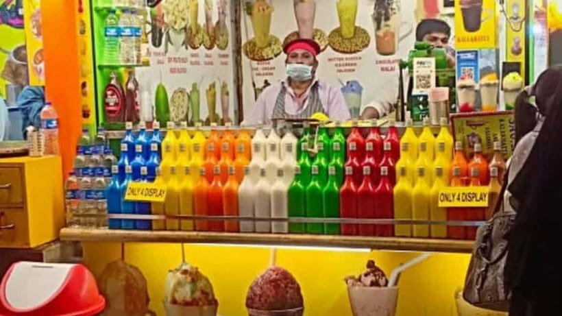 Mumbai Street Food & Beach Tour with 10+ Tastings - Is this Mumbai street food tour worth booking?