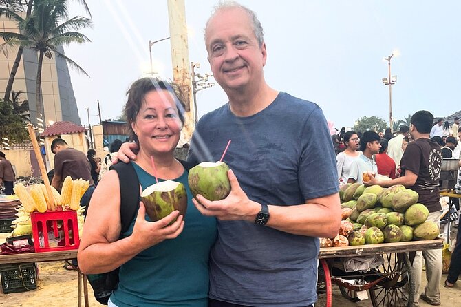 Mumbai Street Food & Beach Tour with 10+ Tastings - Who should book this Juhu food tour