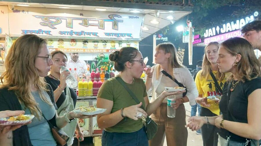 Mumbai Street Food Tour with Evening Bazaar Walk - Key things to know before you book
