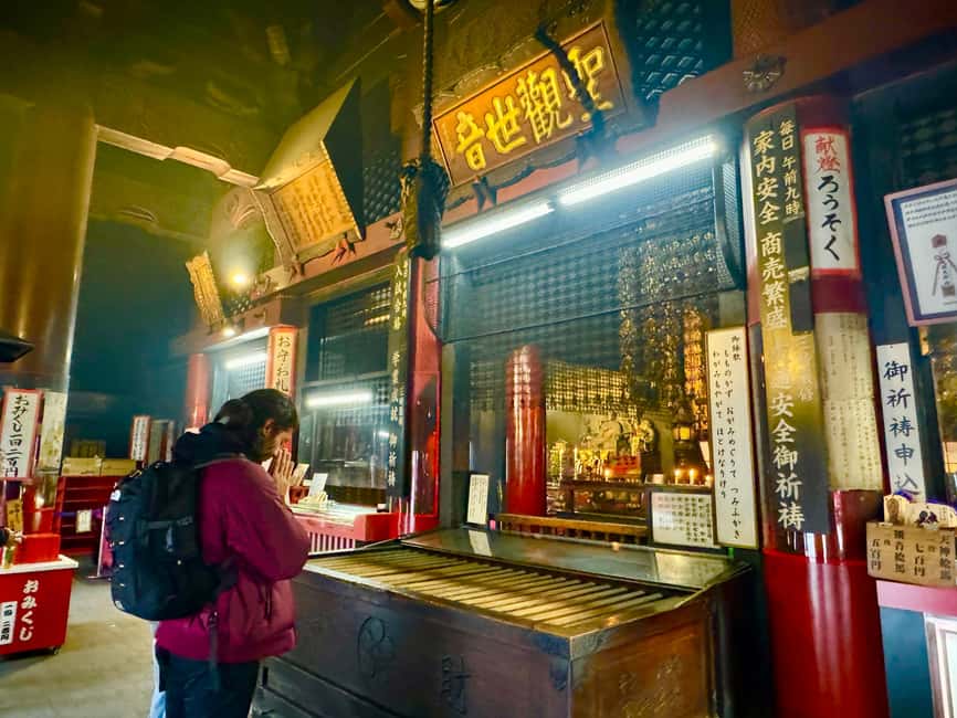 Nagoya: Kannon Temple & Osu District Street Food Guided Tour - Meeting at Osu Kannon’s grand Niomon Gate