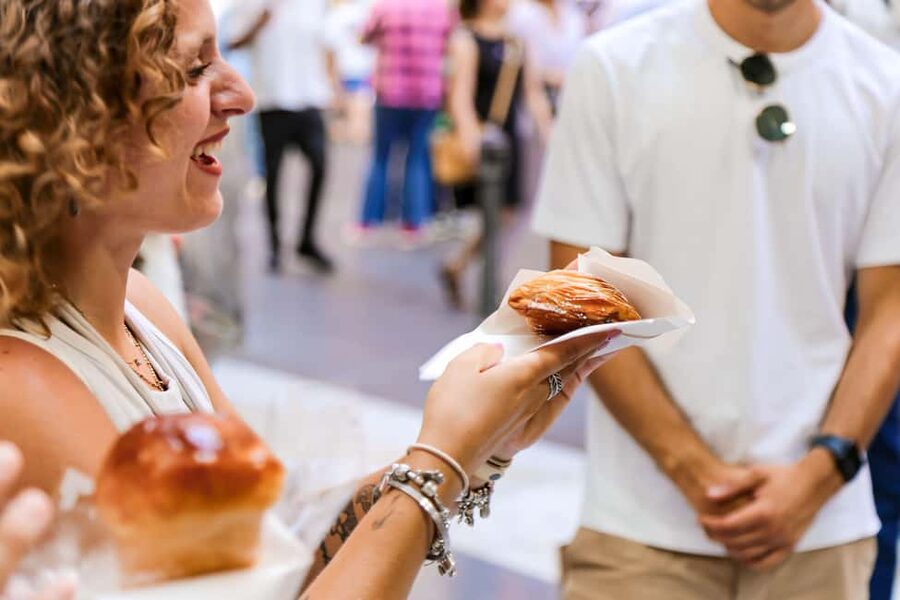 Naples: Culture & Street Food with a Local Guide - Why this Naples food walk works