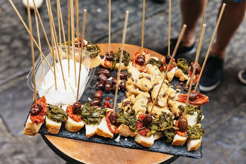 Naples: Guided Street Food Tour with Spritz - Piazza San Gaetano and the rhythm of the Decumani