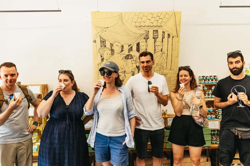 Naples: Guided Street Food Tour with Spritz - Piazza Nilo and the sweet half of the tour