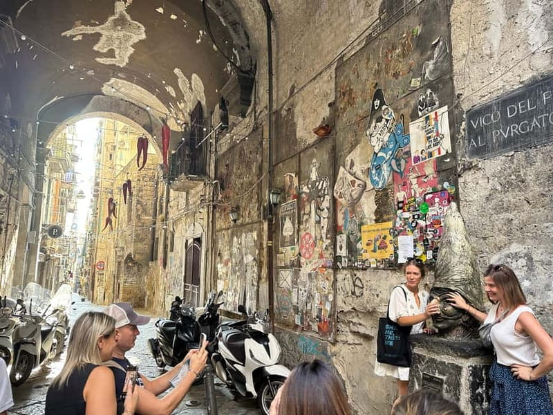 Naples: Street Food and Guided Sightseeing Walking Tour - Is $46 good value for 2.5 hours?