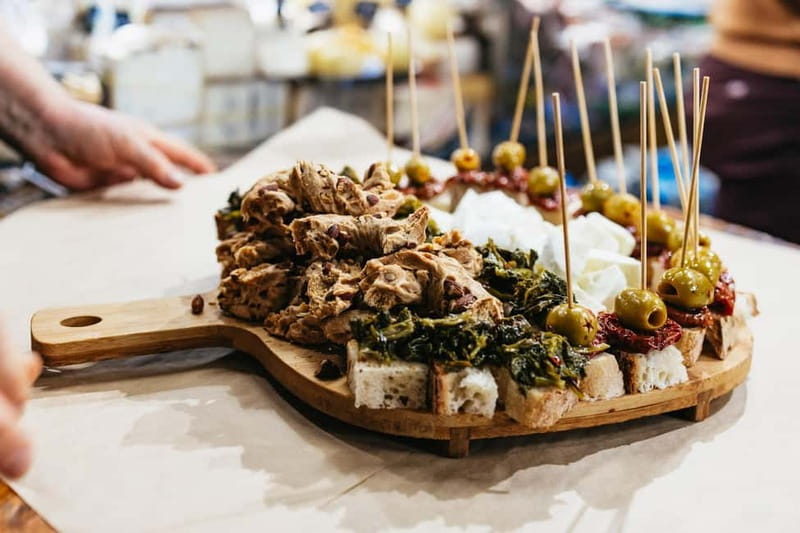Naples: Street Food Walking Tour with Local Guide - Churches, music, and stories between bites