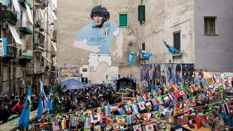 Naples Walking Food Tour: Street Food and Maradona Murales - Starting at Piazza Municipio and Via Vittorio Emanuele III