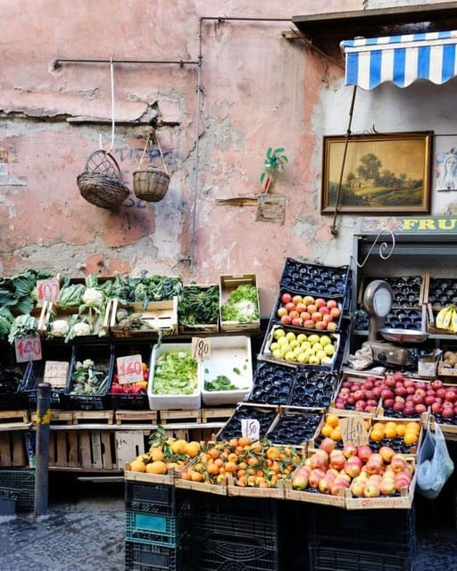 Napoli street food walking tour - Sfogliatella and Neapolitan coffee