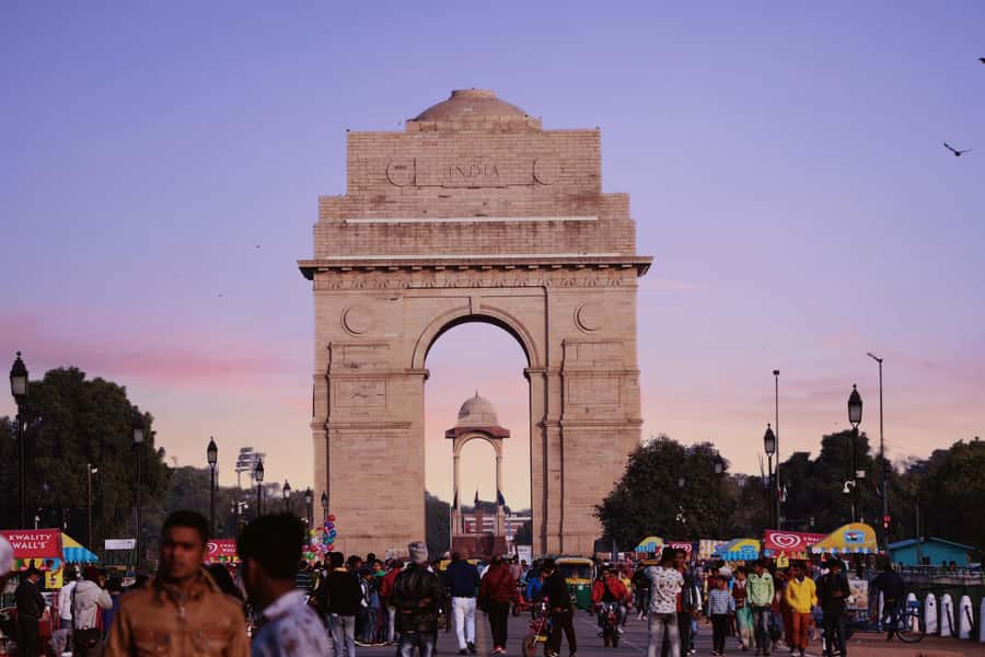 New Delhi Night Life Tour with Street Food - Why Delhi at night works so well