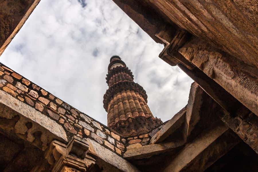 New Delhi Night Life Tour with Street Food - Connaught Place and Delhi’s first food tasting