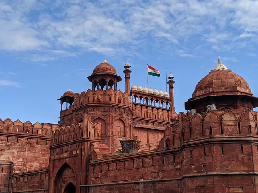 New Delhi Night Life Tour with Street Food - India Gate and Rajpath under the lights