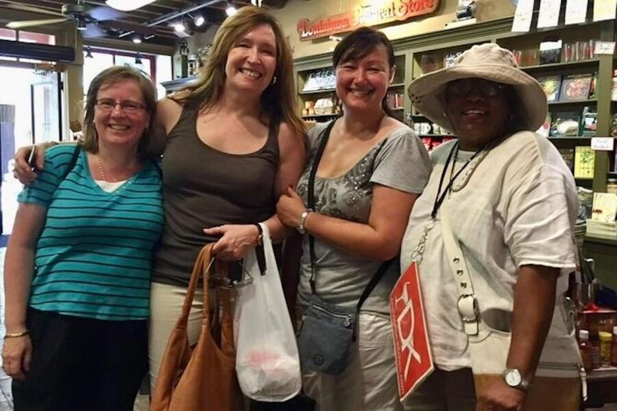 New Orleans: Food Walking Tour & Cooking Class Experience - Small details that can improve your day