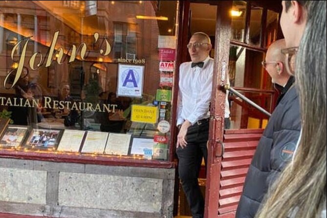 New York City Mafia and Local Food Tour led by NYPD Guides - What happens in Little Italy