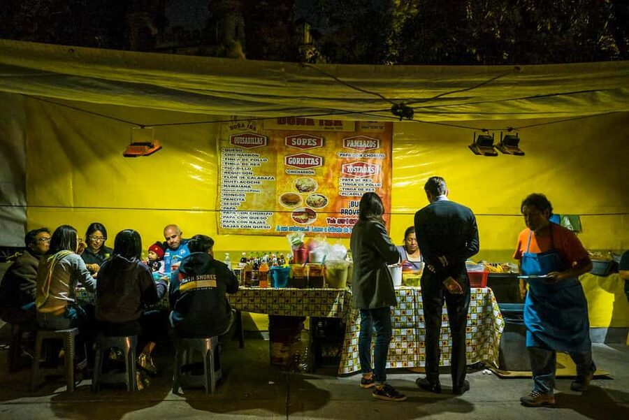 Night Street Food Bike Tour Mexico City - Reforma, elote, and a look at modern city problems
