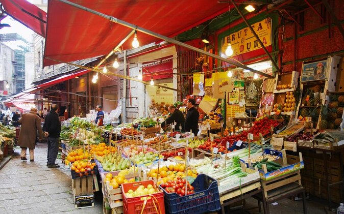 Night Street Food Tour of Palermo with a Local -For real foodies! - La Vucciria: Palermo’s evening food stop