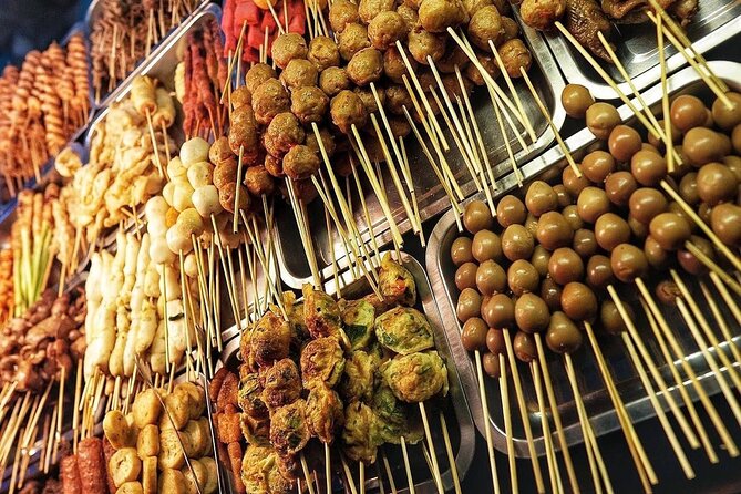 Night Walking Tour-Malioboro street food with guide at Yogyakarta - Gudeg on Jalan Wijilan