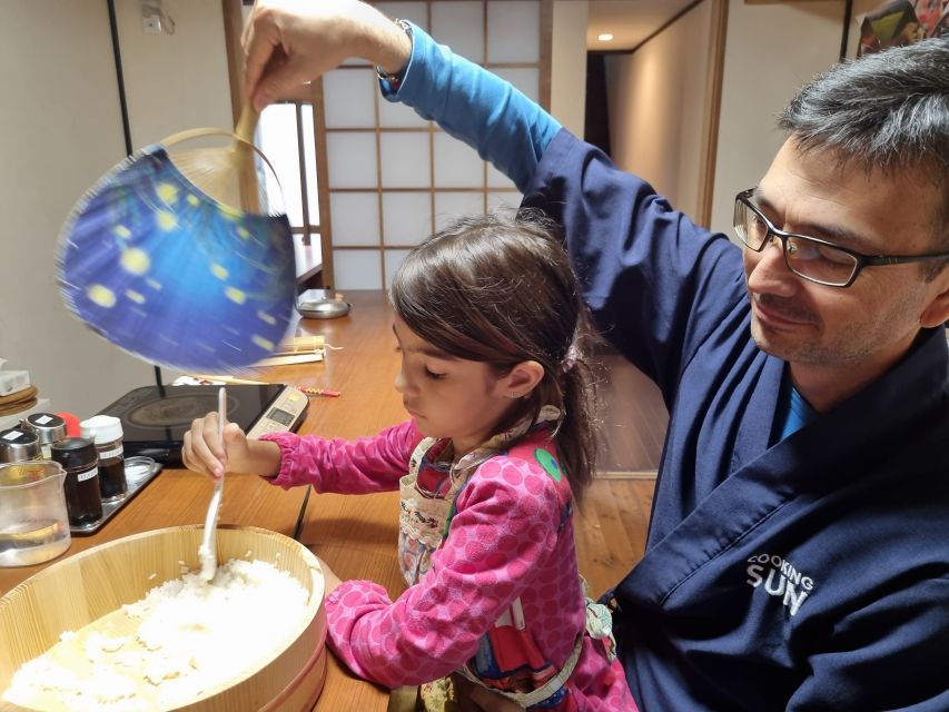 Nishiki Market Food Tour with Cooking Class - Why Nishiki Market needs a guide