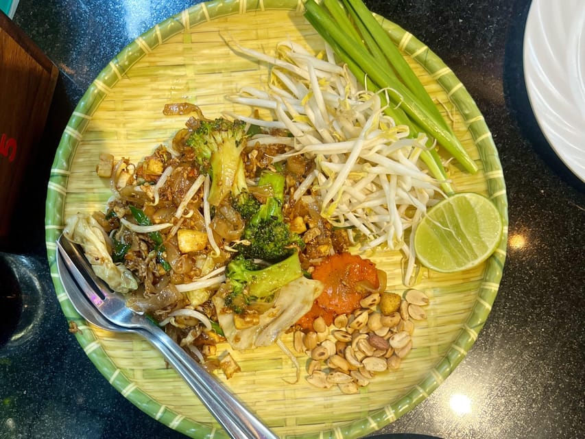 No Diet Club - Local food tour in Bangkok with many tastings - Vegetarian needs and food preferences