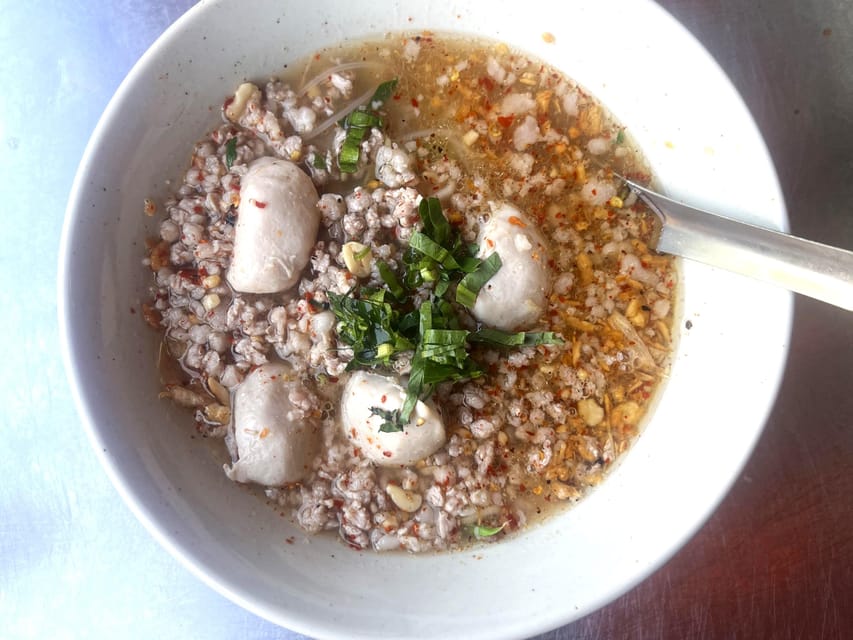 No Diet Club - Local food tour in Bangkok with many tastings - Who will enjoy this Bangkok food walk?