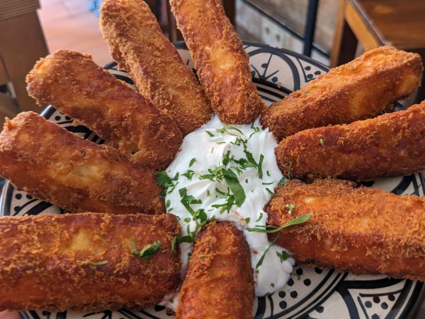 No Diet Club - Unique local Food in Paris! Canal st Martin - Who will enjoy this food tour most?