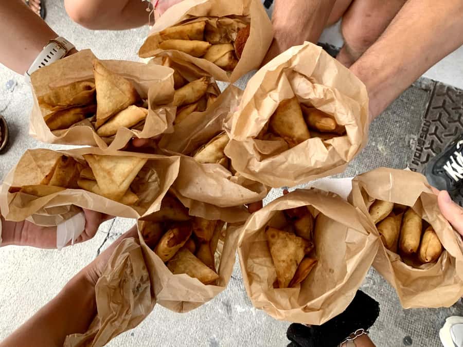 No Diet Club - Unique local Food in St Denis (La Réunion) - How much food will you eat?