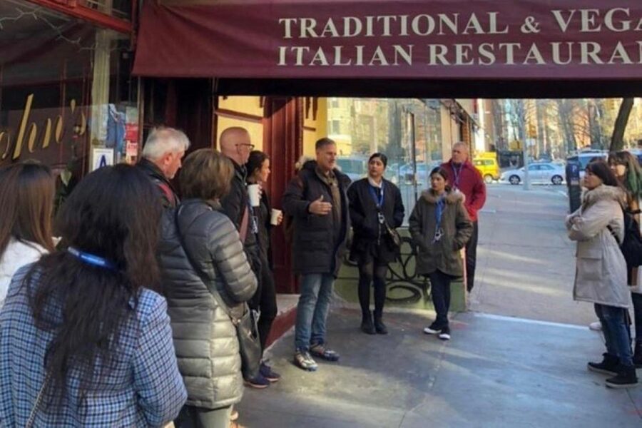NYC: Mafia Experience and Local Food with NYPD Guide - Finishing near 111 Mulberry Street