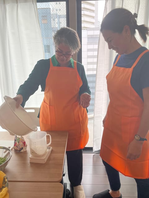 Okonomiyaki or Ramen&Gyoza Class with Local Shop Tour - Key points to know