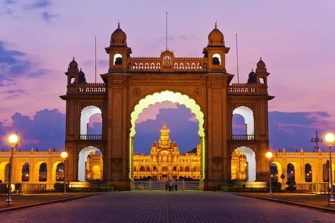 Old Bangalore: Cultural & Food Walk - Obbattu, Gulkand, and filter coffee