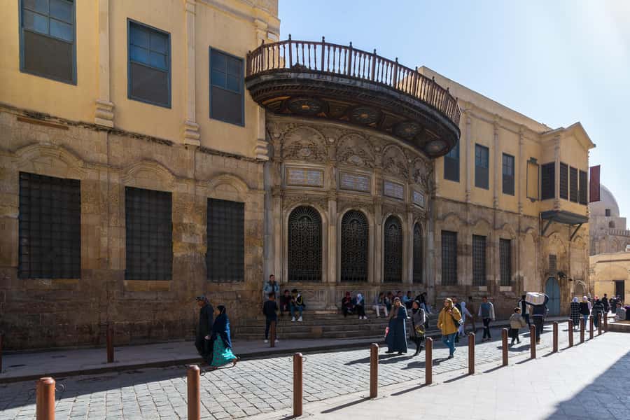 Old Cairo Guided Walk Tour: History, Culture & Street Bites - Sultan Barquq and the Mamluk showpiece