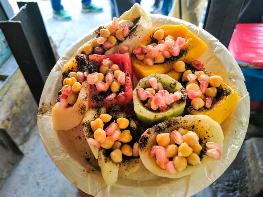 Old Delhi: 3-hour Street Food Tour - From Connaught Place to Chandni Chowk by metro