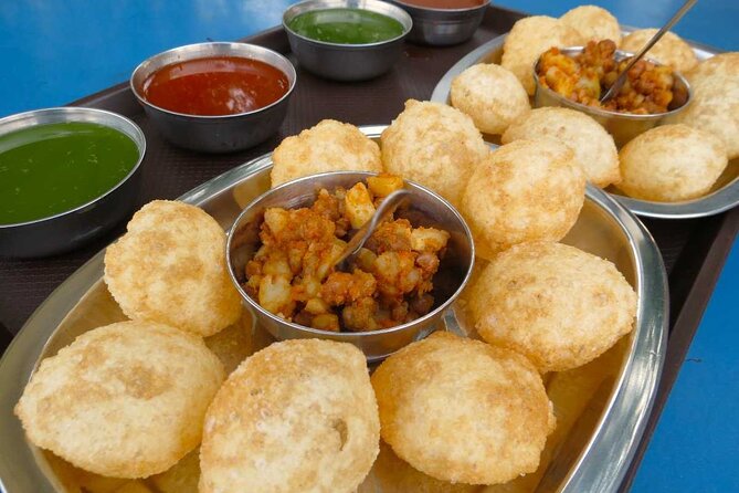 Old Delhi Cultural, Temples, Heritage Walking Street Food Tour - Naughara offers a quieter architectural pause