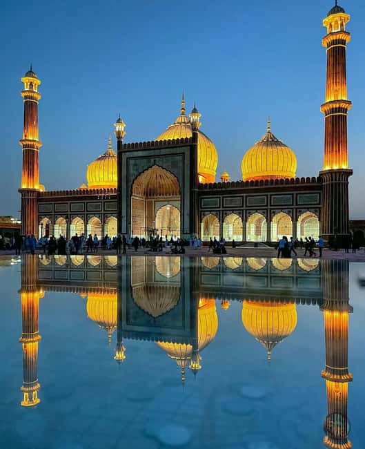 Old Delhi Famous Private Street Food & Tuk-Tuk Tour - Jama Masjid adds a strong cultural stop