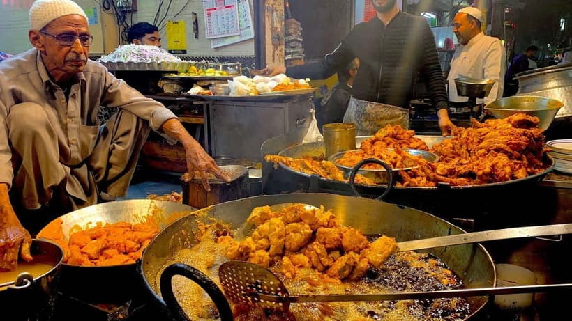 Old Delhi: Private Tour of Chandni Chowk, Tuk Tuk & Food - The Red Fort: a short look at Delhi’s Mughal core