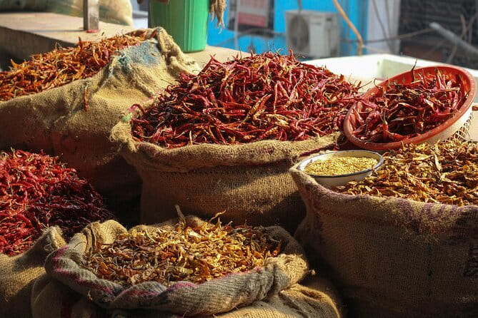 Old Delhi Street Food and Spice Market Tour - Khari Baoli and the spice market
