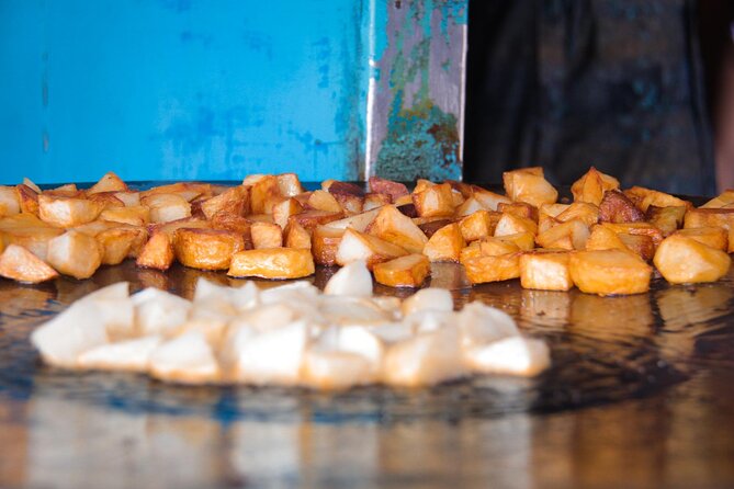 Old Delhi Street Food Tour - Khari Baoli and the smell of Delhi’s spice trade