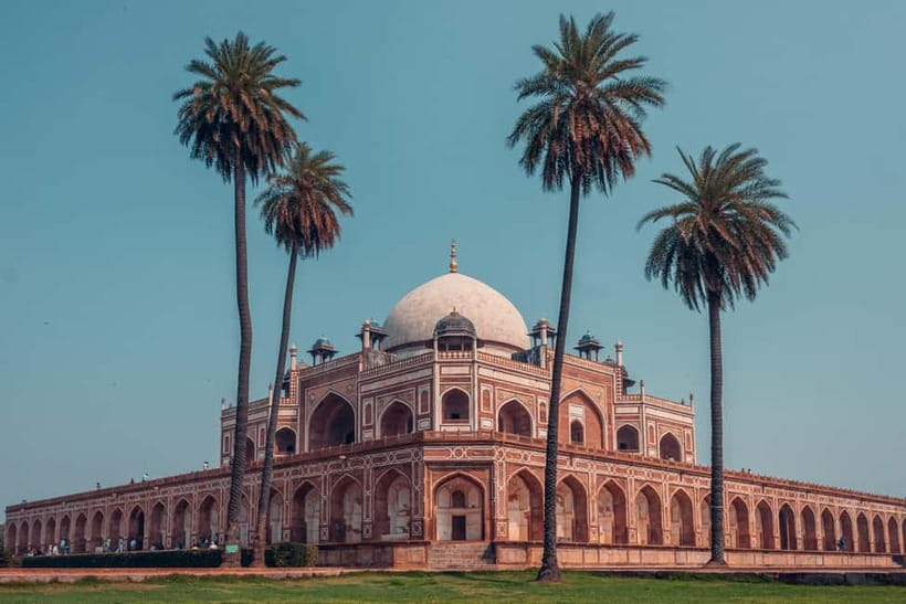 Old Delhi: Street Food Tour with Optional vehicle - What a four-hour food walk through Old Delhi feels like