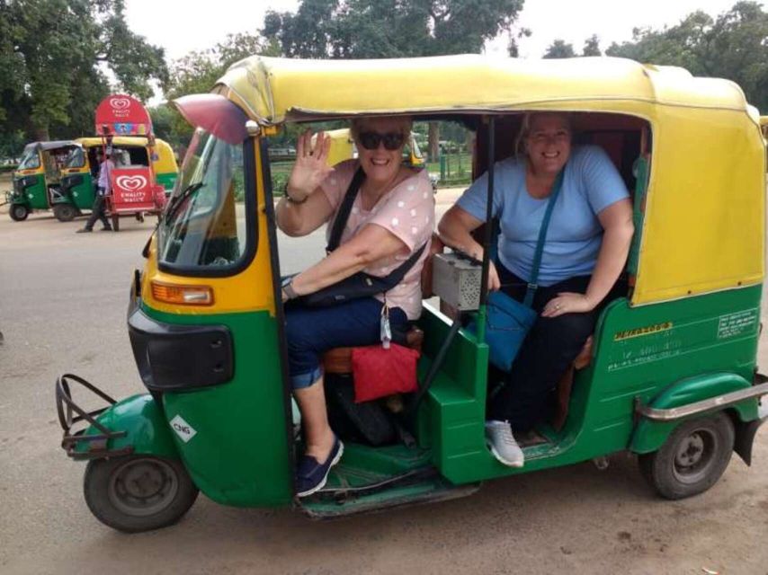 Old & New Delhi Private Day Tour with Expert Guide - A quiet pause at Raj Ghat