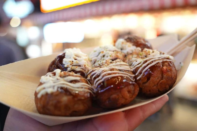 Osaka: Food Tour Kuromon Market & Dotonbori with Guide - A custard tart for the sweet finish