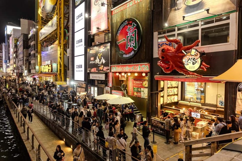 Osaka: Food Tour Kuromon Market & Dotonbori with Guide - What the guides add, and where expectations matter