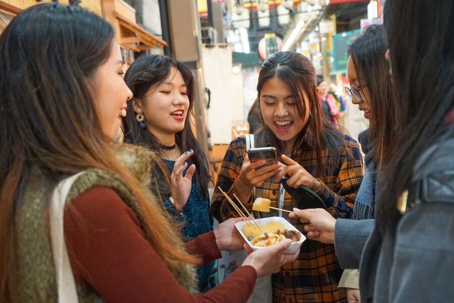 Osaka: Kuromon Market Food Walking Tour (6 stops, 6 tastes) - Key points to know before you book