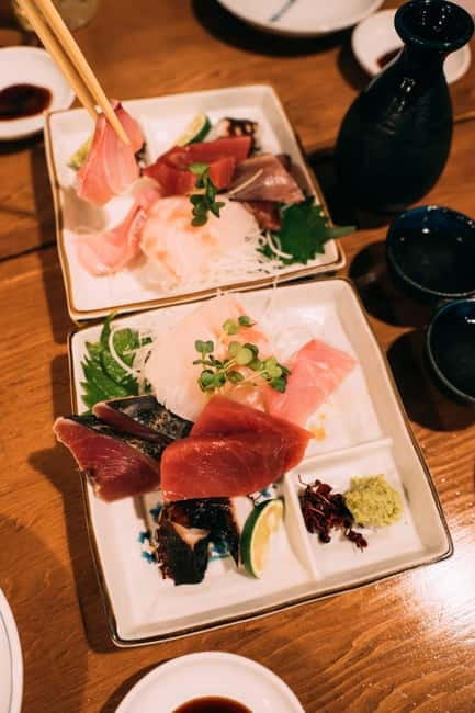 Osaka: Namba Guided Local Food Tour (Taste 15 dishes) - Why the backstreets matter